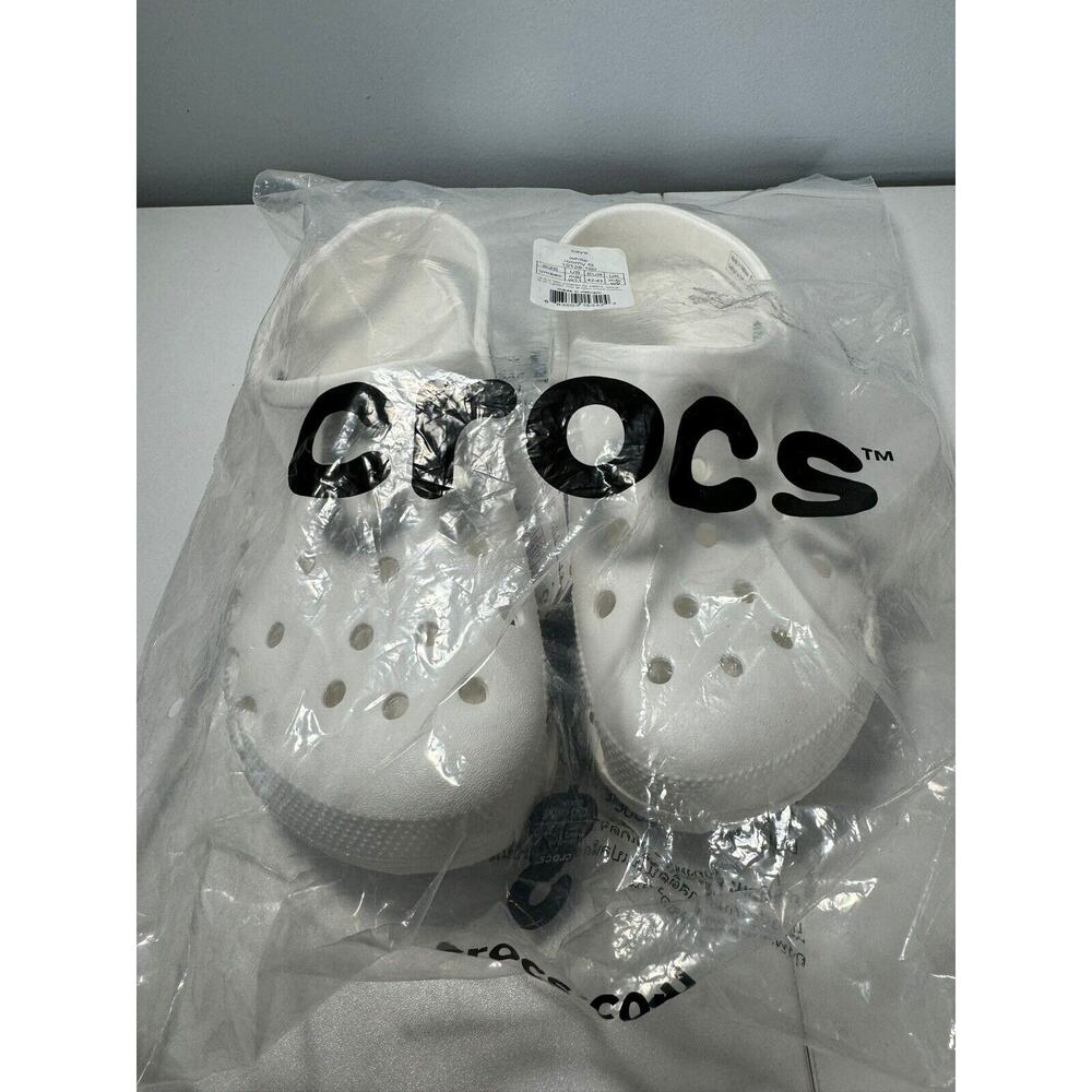 Crocs Unisex Men's and Women's Baya Clog, White, 11 Women/9 Men